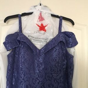 Size 14 Flattering Prom Gown (Periwinkle)